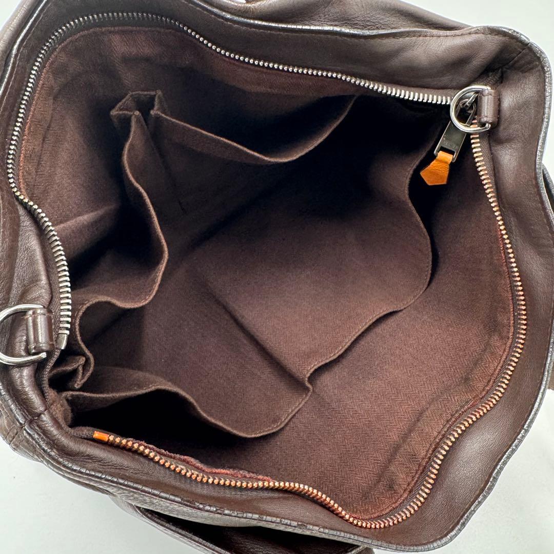 エルメス キャラバンオリゾンタルPM ヴォーデルマ レザー トートバッグ 肩掛け