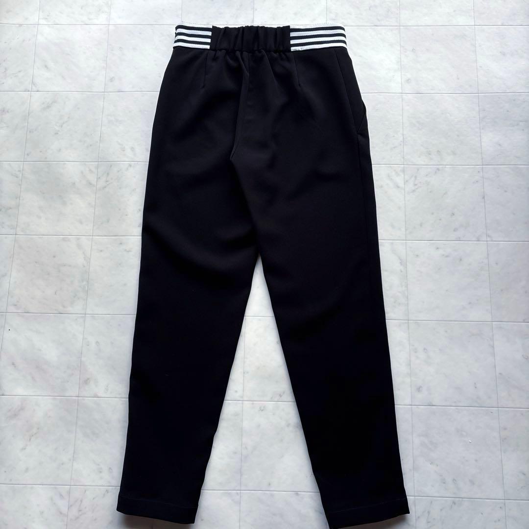 美品 ボーダーズアットバルコニー 定番 テーパードパンツ 黒 ブラック 36