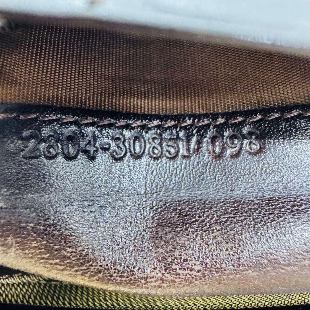 ✨FENDI✨フェンディ✨ズッカ柄✨FFロゴ✨ブラウン✨二つ折り財布✨