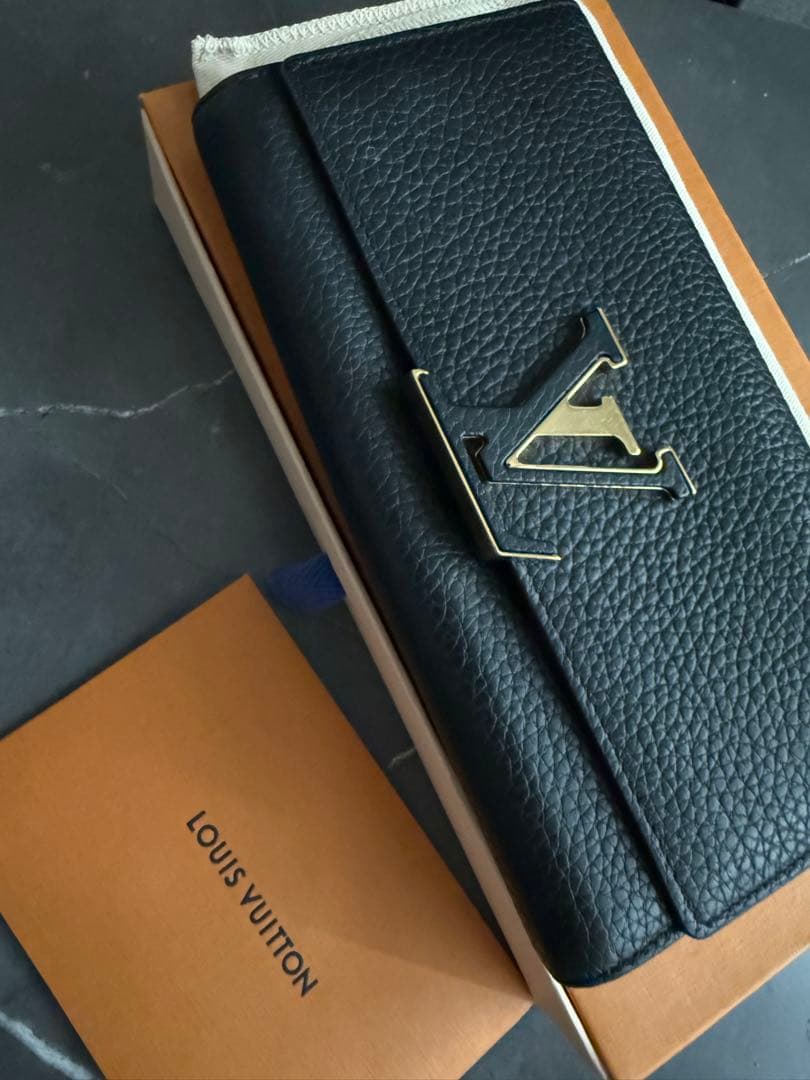 ヴィトン トリヨン ポルトフォイユカプシーヌ ノワール ロングウォレット