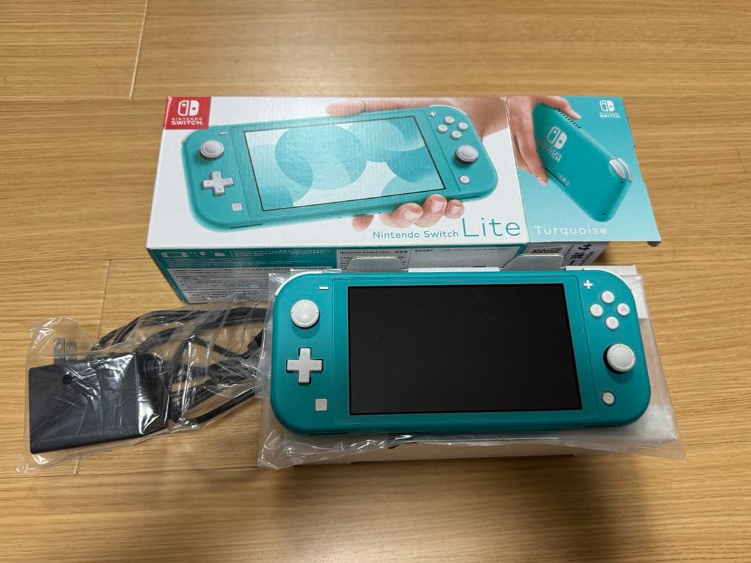 任天堂　ニンテンドー　Switch lite スイッチ　ライト　中古　動作OK