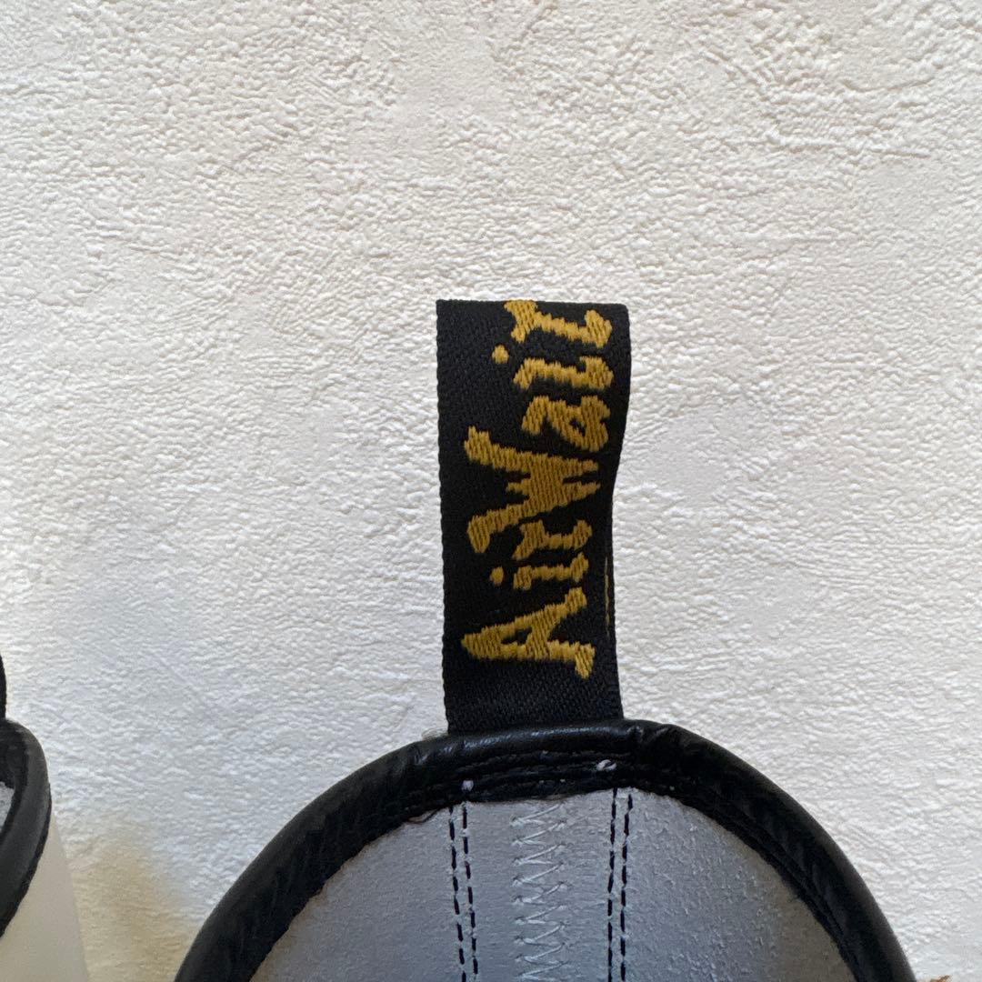 ドクターマーチン8ホール　UK8