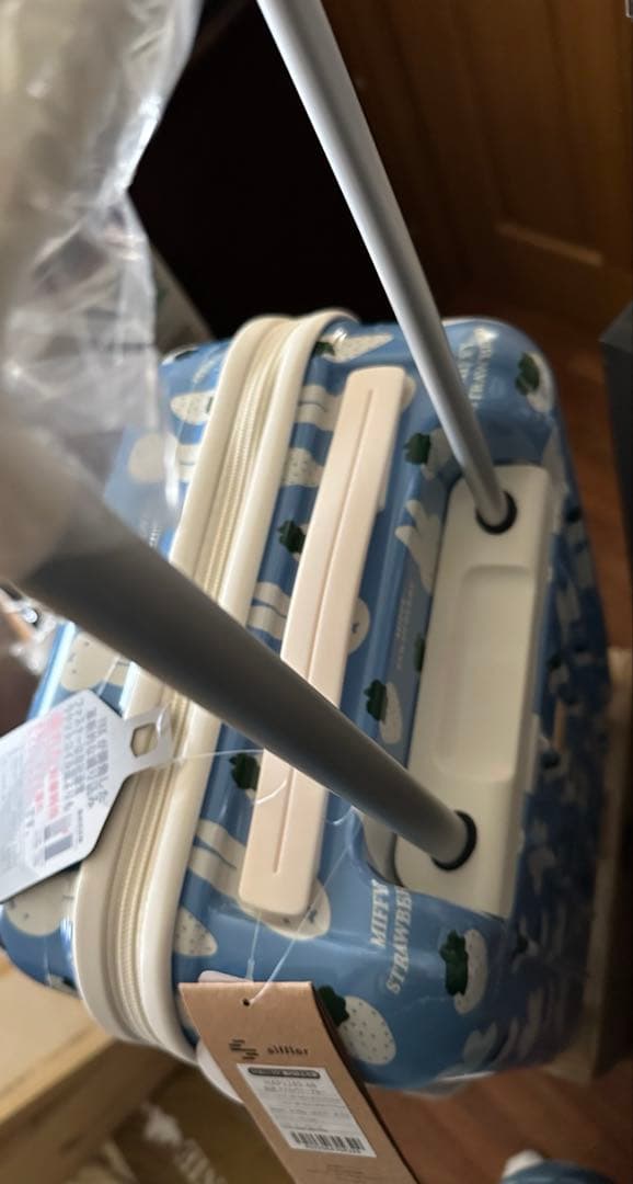 ミッフィー スーツケース フェイスデザインシリーズ HAP2249 30L