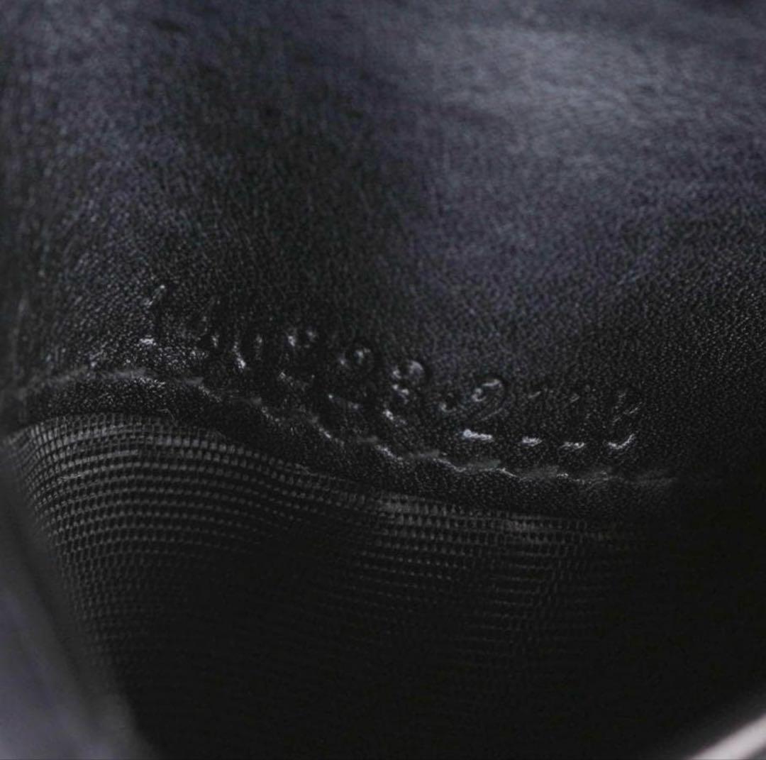 3407M グッチ シマ 本革 ブラック 二つ折りメンズ 財布 ITALY製