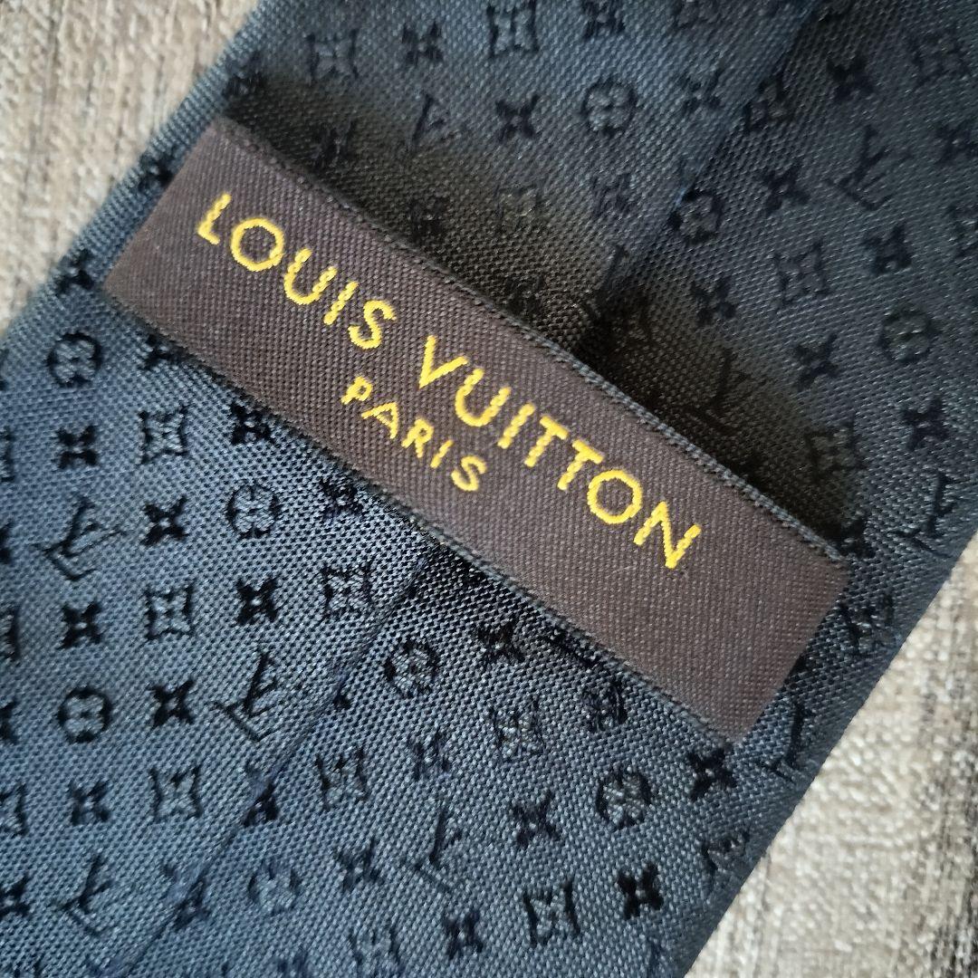 極美品✨Louis Vuitton 　ダークグレー モノグラム　ネクタイ