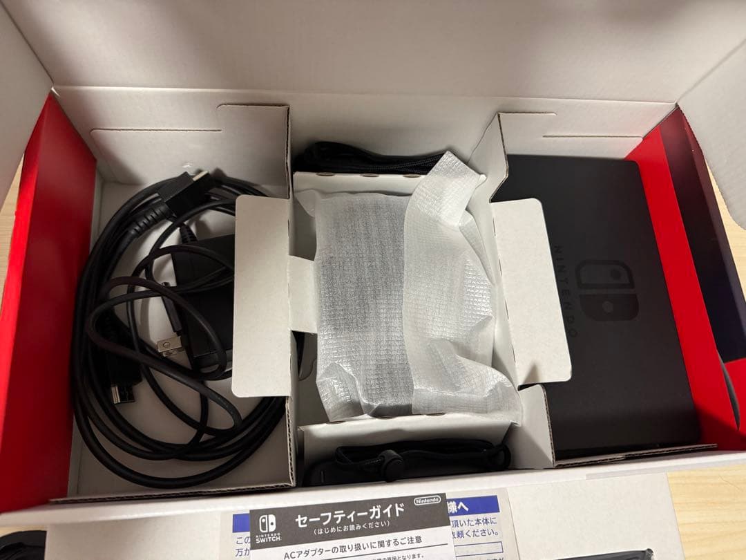 Nintendo Switch バッテリー強化版 中古 ジョイコン ホワイト