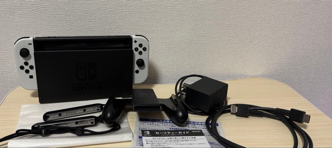 Nintendo Switch バッテリー強化版 中古 ジョイコン ホワイト