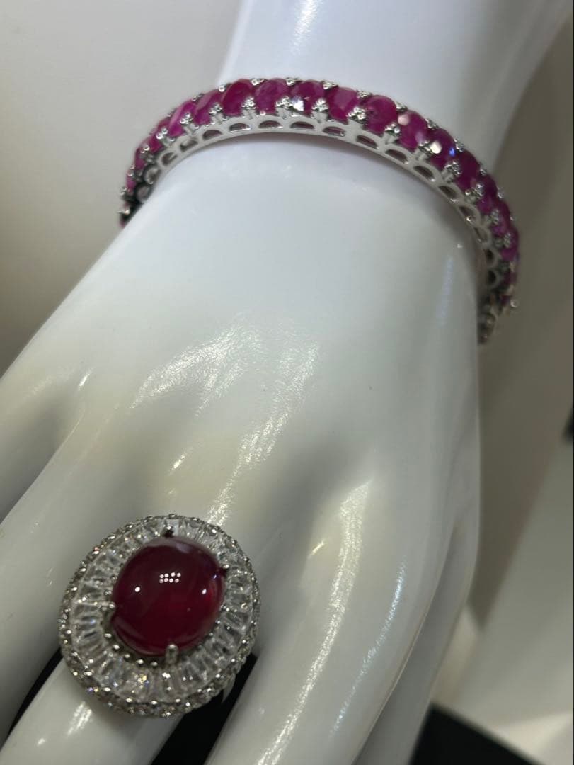 つ*る様 超豪華‼️天然ルビーリングとバングルのセット