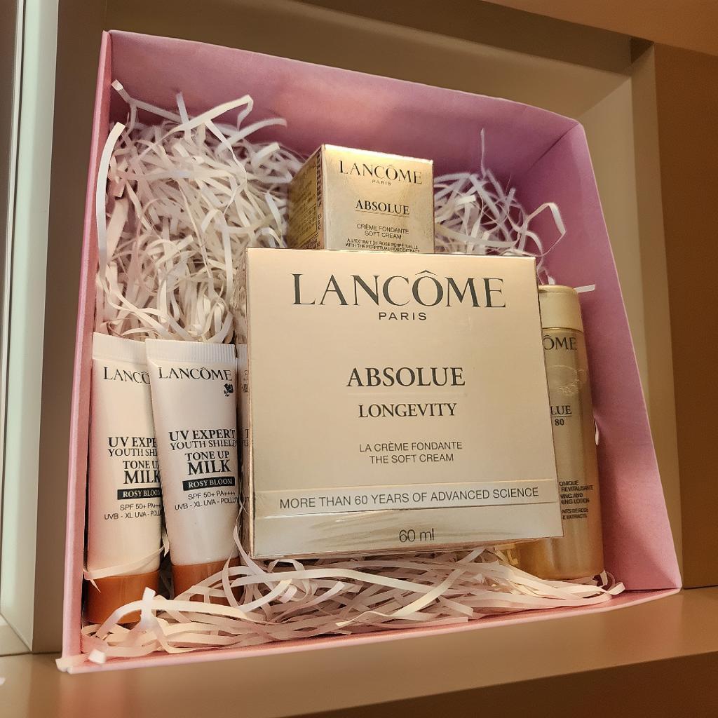 【新品・未使用】LANCOME ランコム アプソリュ 化粧品セット