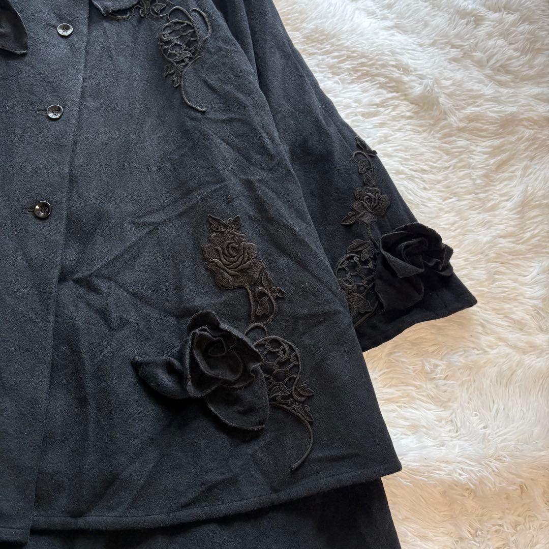 洋服屋 薔薇モチーフ レース刺繍 アンゴラ ポンチョ 変形コート