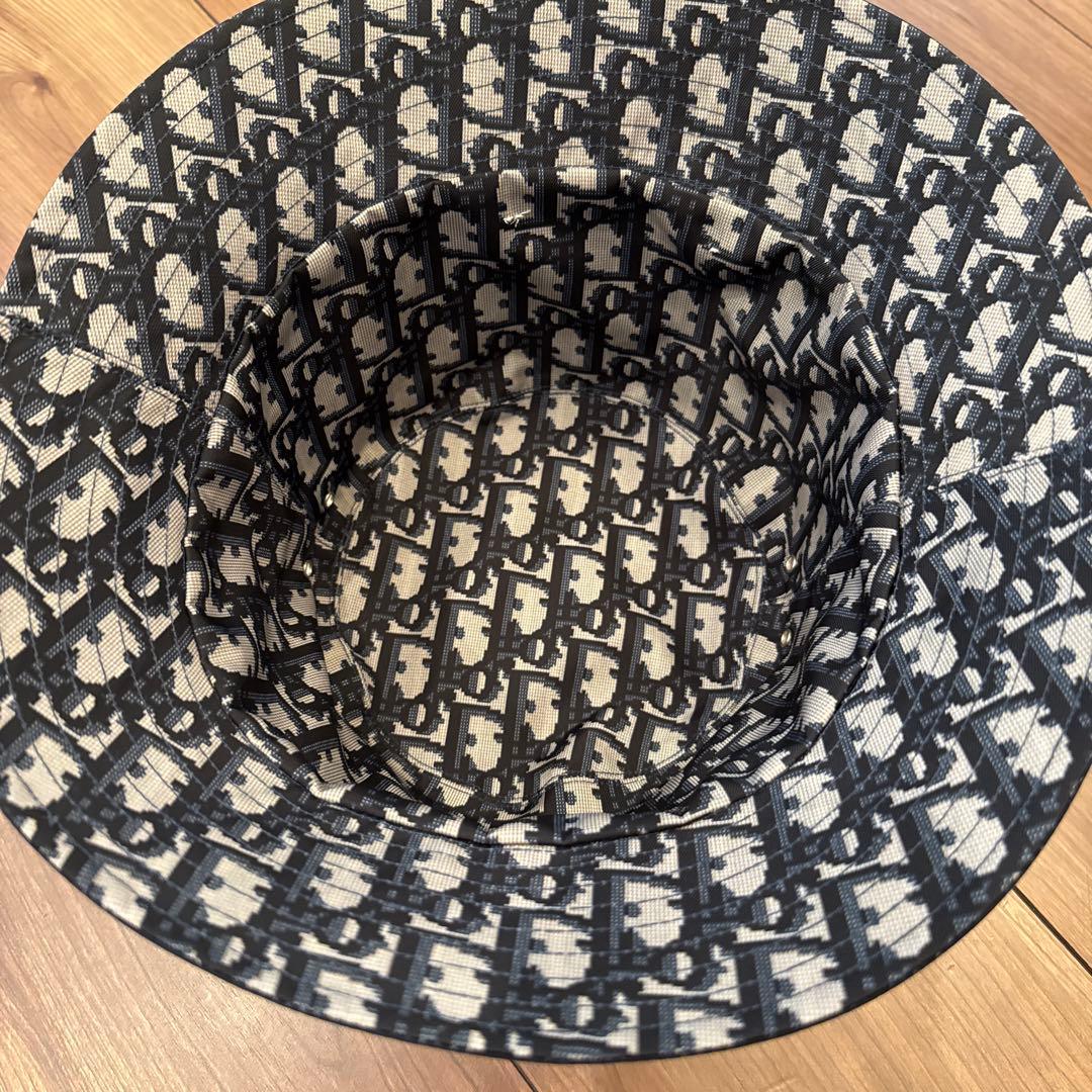 delley様ディオール リバーシブル バケットハット ネイビー