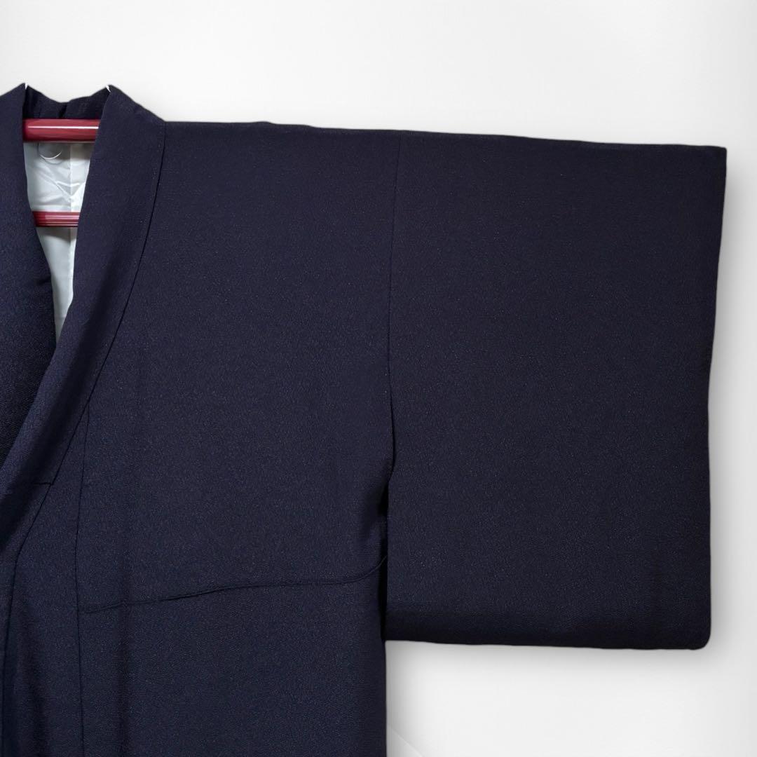 【美品✨】洗える着物　色無地　鬼シボ縮緬　暗い紫色　手縫い仕立て　幅広め　袷F8