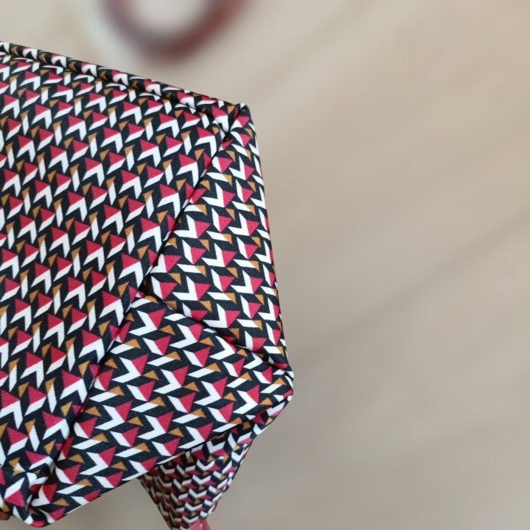 ロベルタピエリROBERTA PIERIトートバッグショルダー赤タタミ柄美品軽量