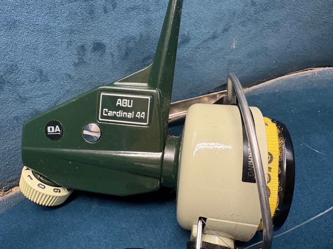 ABU Cardinal 44 スピニングリール