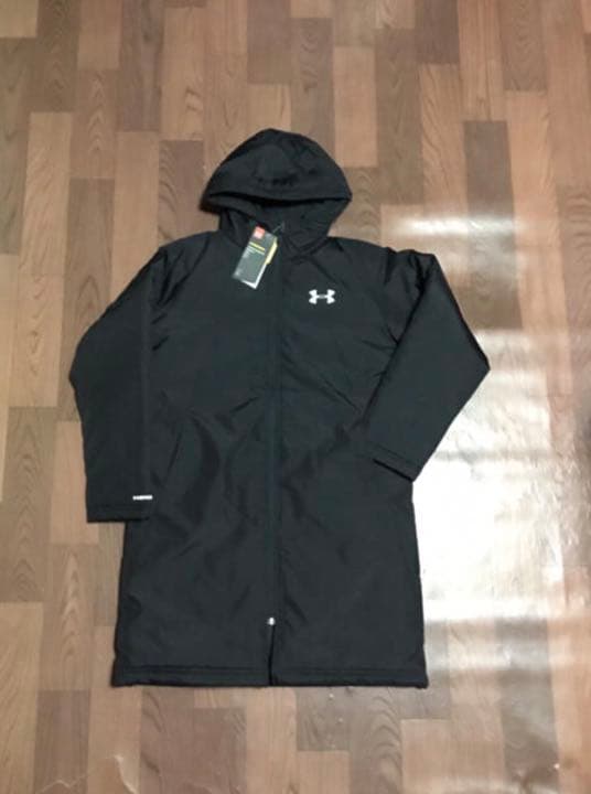 期間限定値引　アンダーアーマー ベンチコート YLG ブラック ロングコート