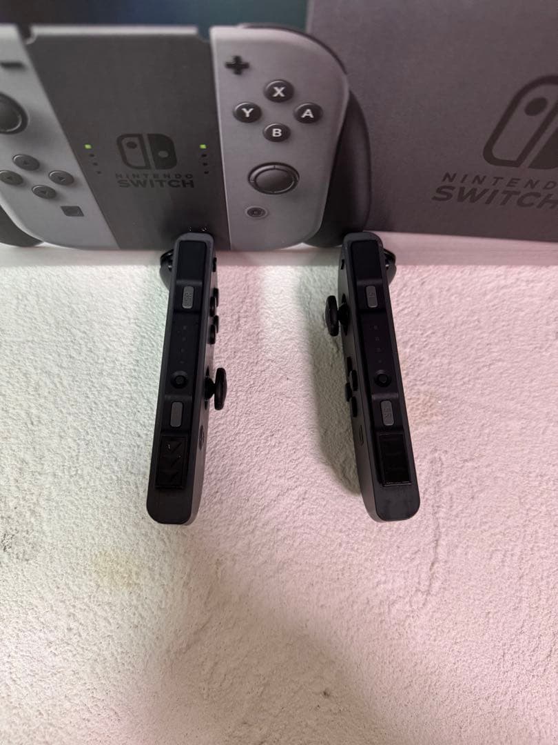 Nintendo Switch本体＋コントローラー セット　ソフト&SDカード付