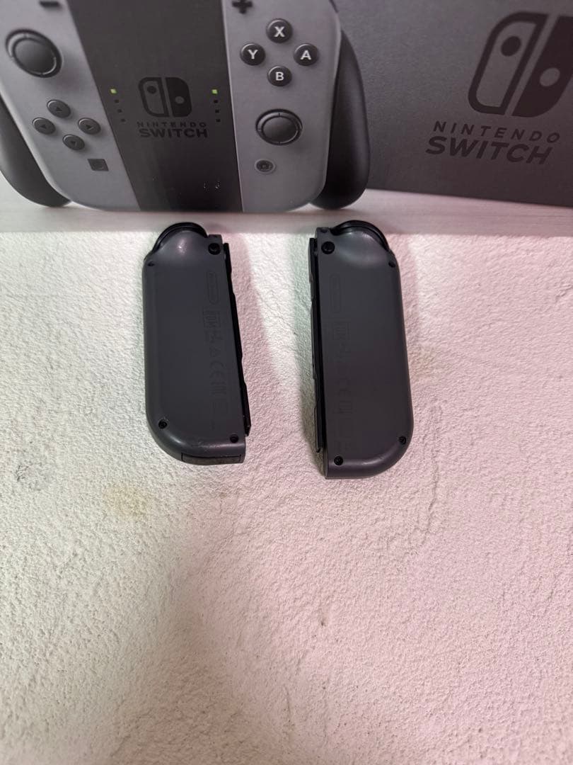 Nintendo Switch本体＋コントローラー セット　ソフト&SDカード付