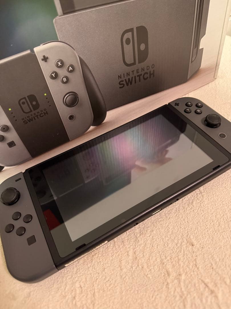 Nintendo Switch本体＋コントローラー セット　ソフト&SDカード付