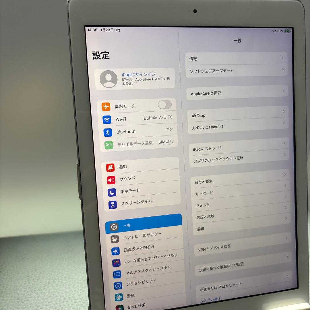 iPad6 32G Wi-FiとSIMフリー 88% 指紋認証不可