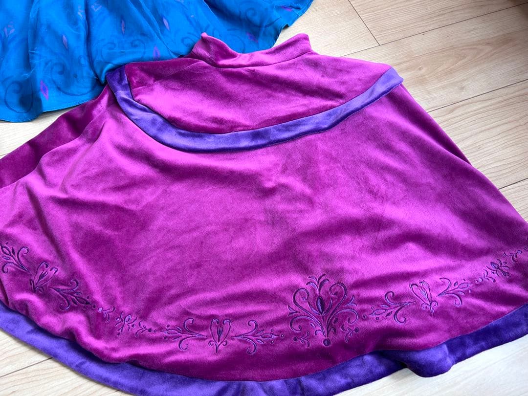 新品　リトシー　エルサ　ワンピース、ケープ、靴下セット110 しまむら　アナ雪