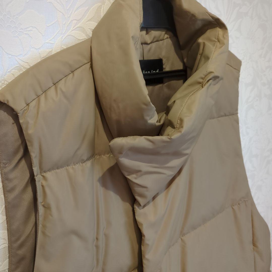 ★新品タグ付★★ミズイロインド ベージュ ダウンベスト ♥大人気品♥4万弱