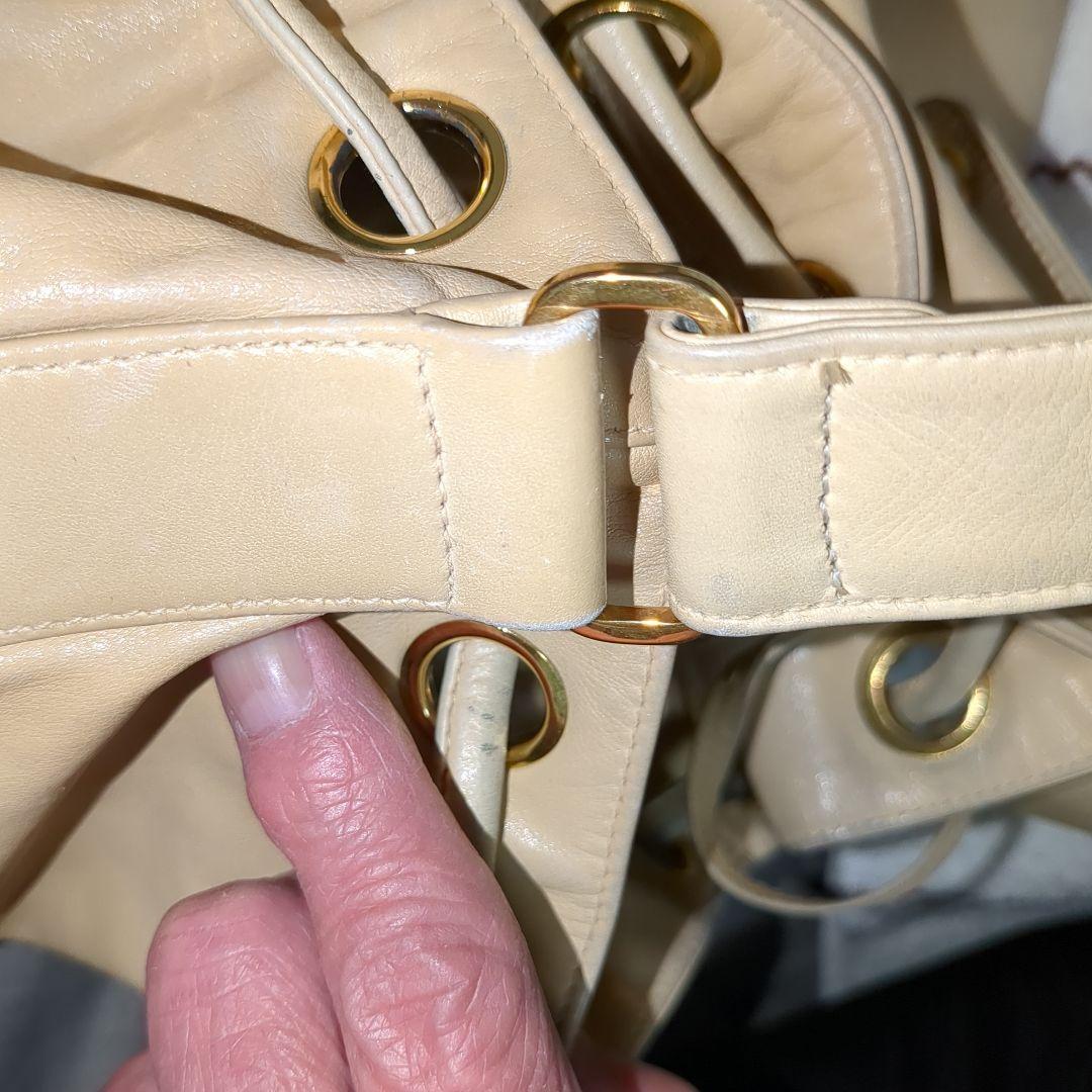 シャネル　チェーンショルダーバッグ　デカココマーク　ラムスキン　ベージュ