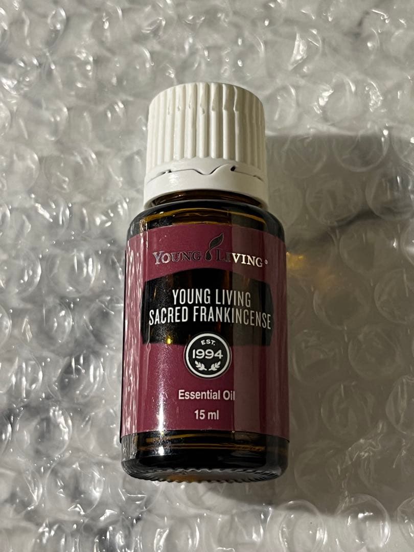 新品ヤングリビング　セイクレッドフランキンセンス　15ml ヤングリヴィング