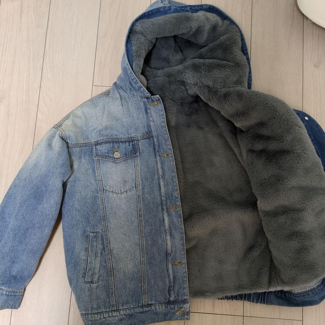 フード付きライトブルーデニムジャケット