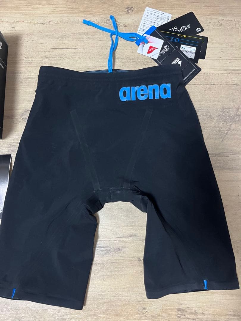 【試着のみ】【新品】【arena】アクアフォース ストーム