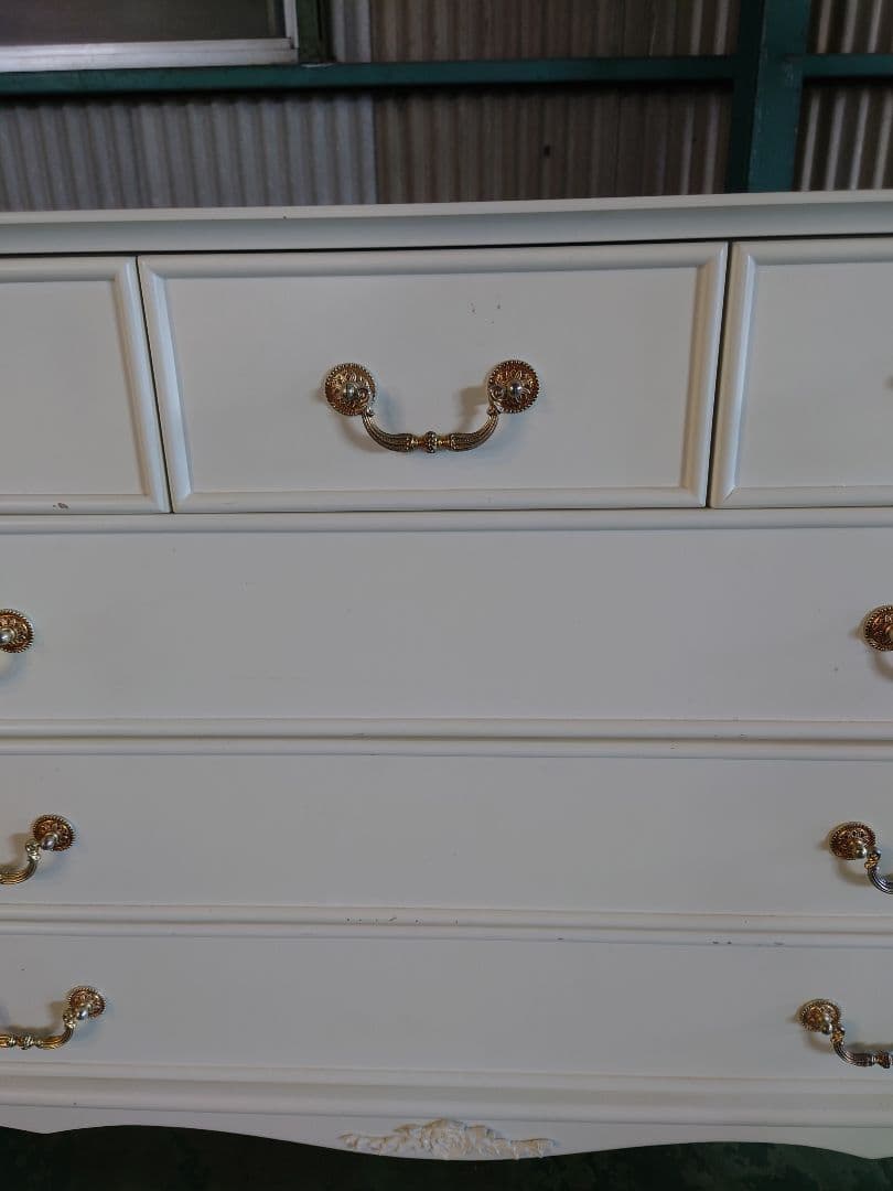 チェスト　白家具　猫脚　シャビーシック　ロココ　フレンチカントリー　サイドボード