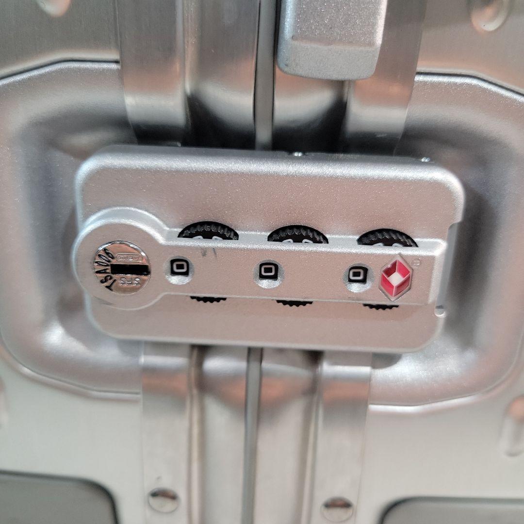 リモワ　オリジナル　925.53.00.4　キャビン　シルバー35リットル4輪