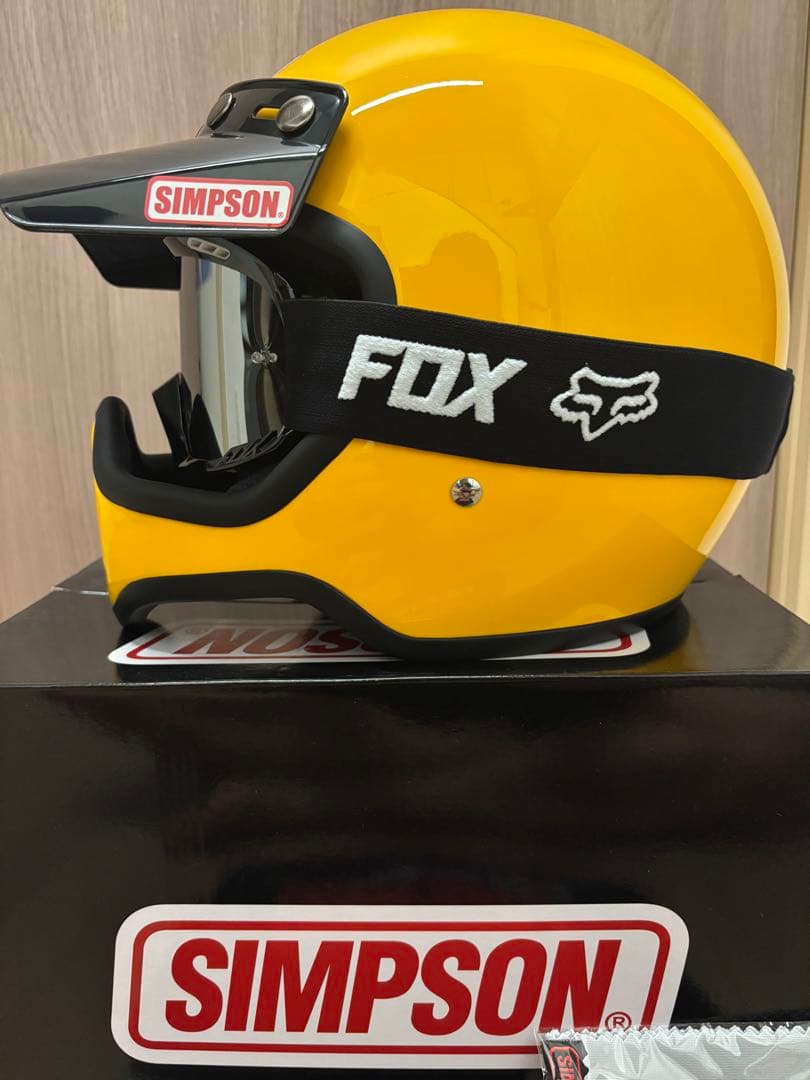 シンプソンm50 イエロー　ゴーグル、バイザー付き　Mサイズ