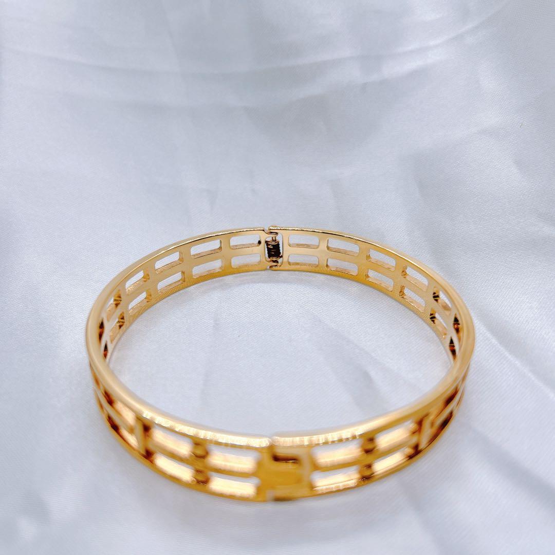 鑑定済 美品 LOEWE ロエベ ゴールド バングル ブレスレット 箱袋付