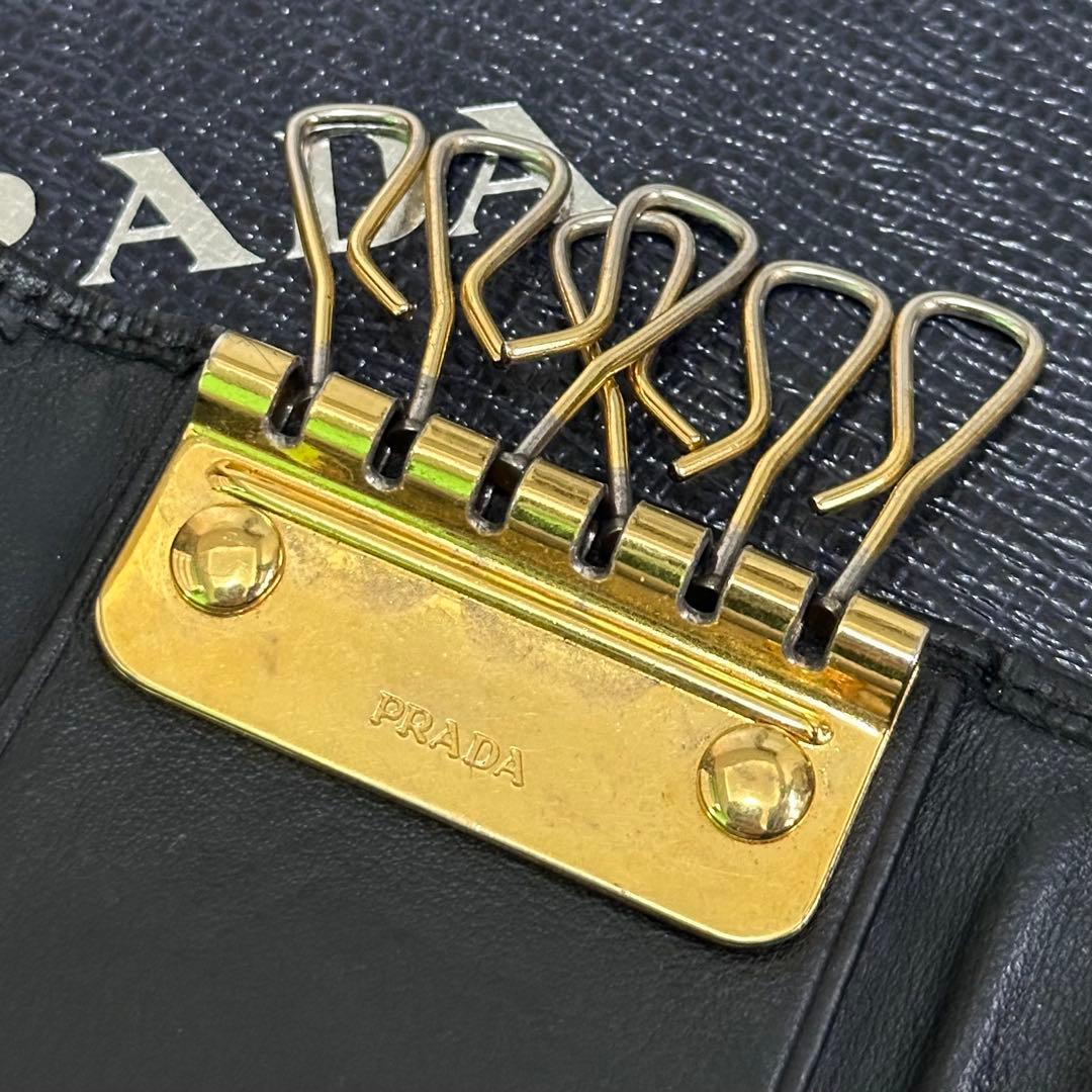 PRADA プラダ　キーケース　６連　ゴールドロゴ　ブラック