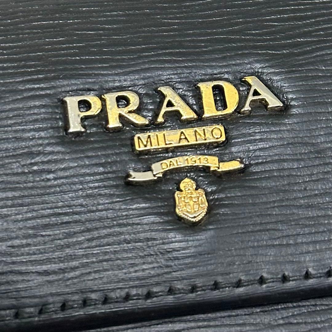 PRADA プラダ　キーケース　６連　ゴールドロゴ　ブラック