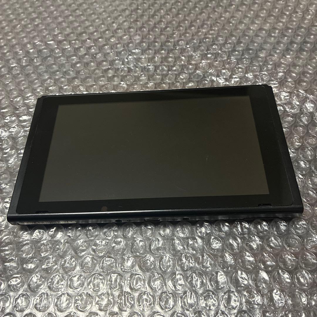 14 Nintendo Switch 本体　初期型