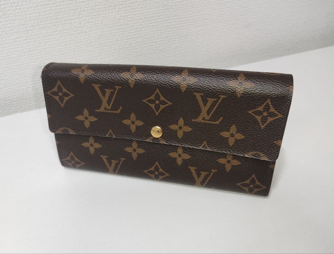 Louis Vuitton モノグラム 長財布　ほぼ未使用