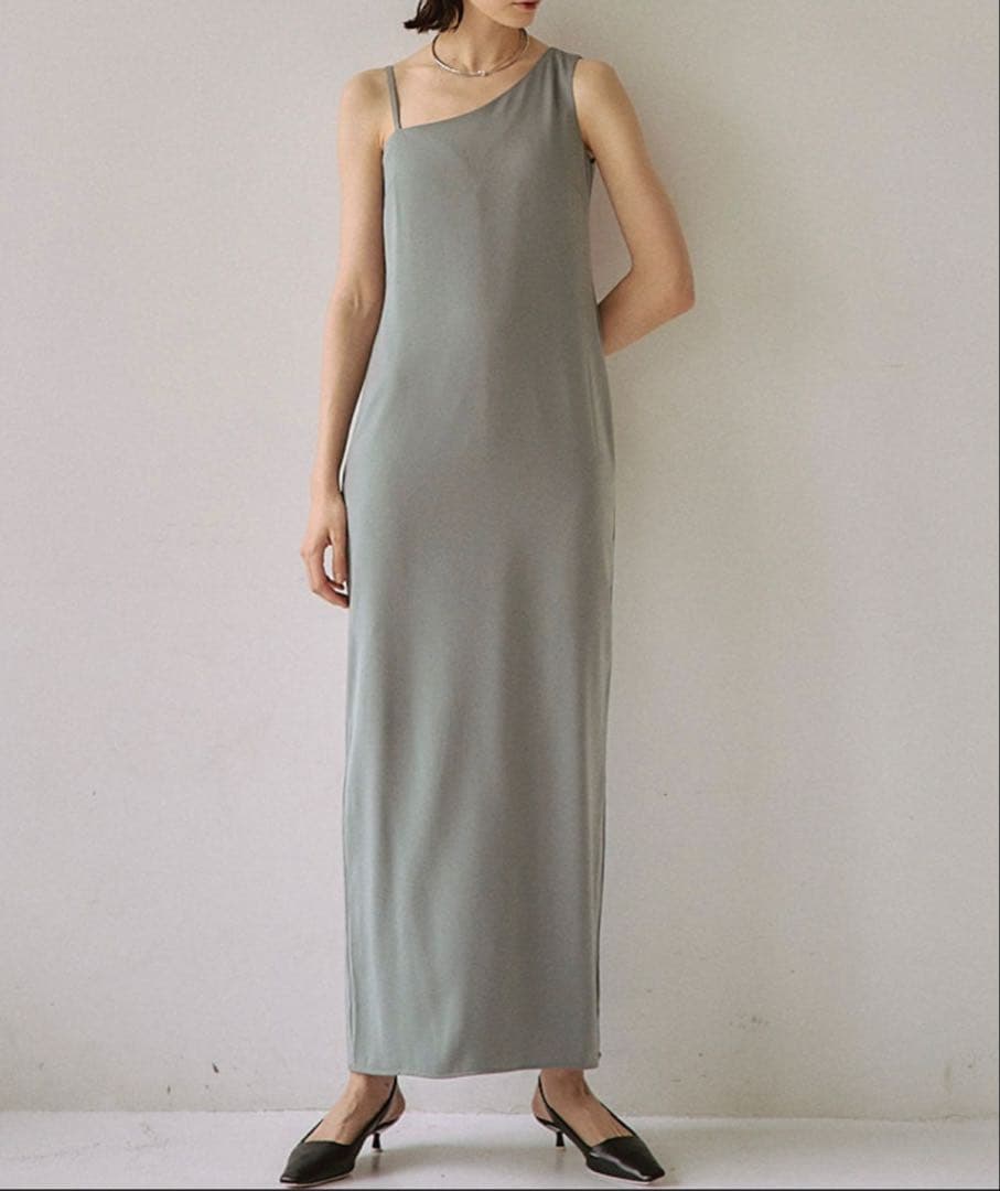 Naaa　新品タグ付き　LE’RURE パーティードレス