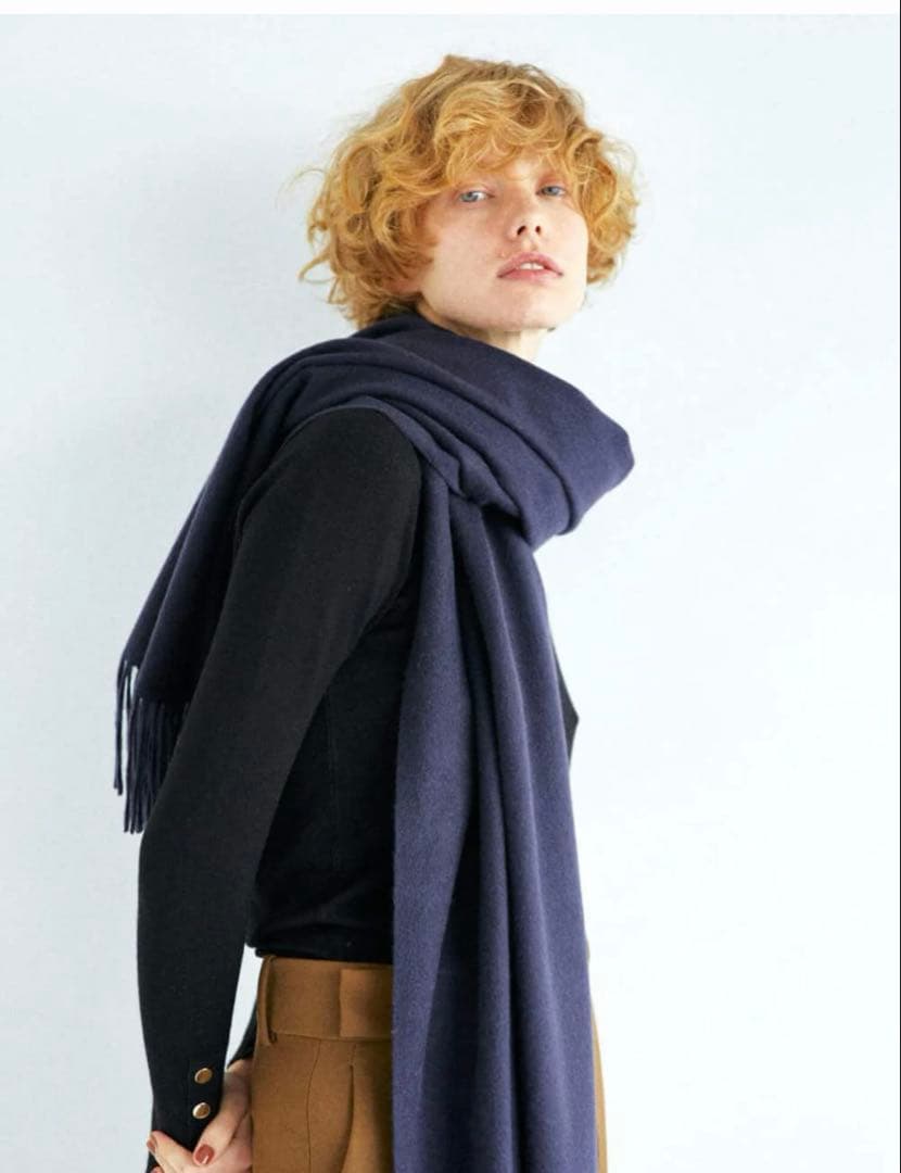 カズ様用　Edward Brown カシミア100% ダークネイビー大判マフラ