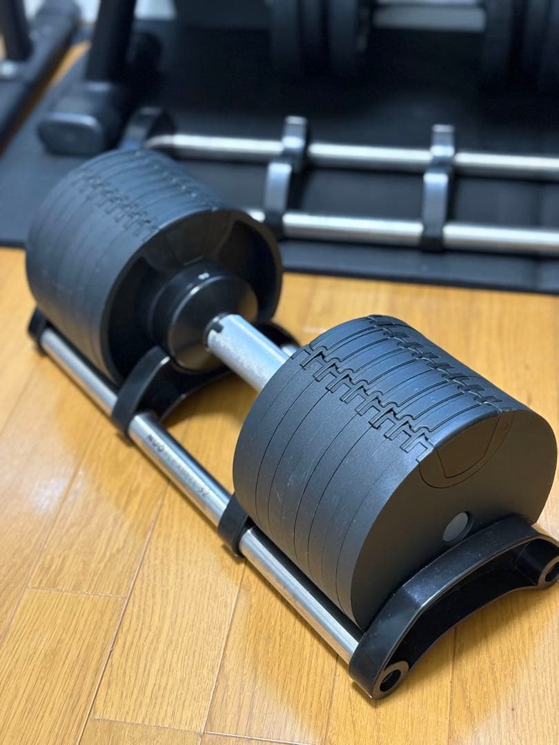 可変式ダンベル フレックスベル 32Kg 4Kg刻み （旧型）