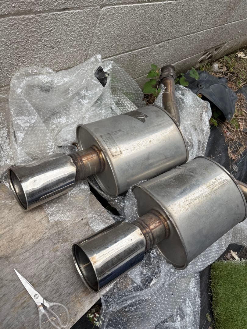 V36 セダン マフラー 柿本改