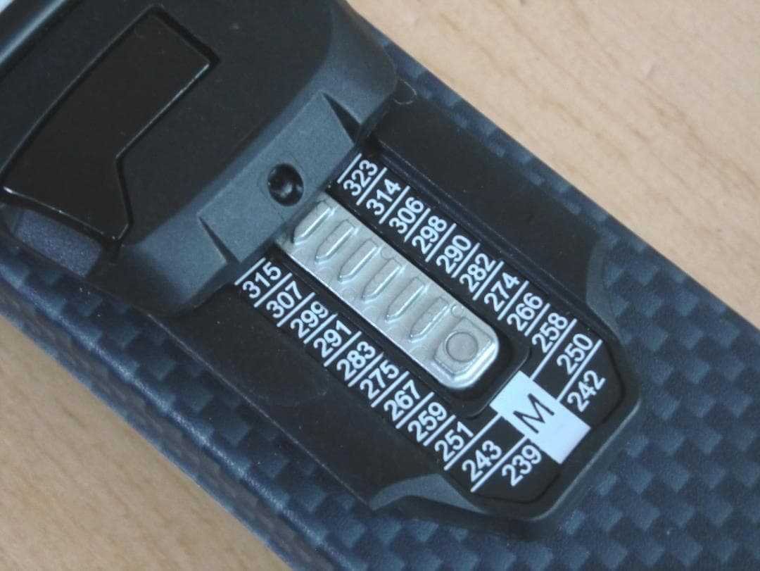 ■■11月限定■送料無料■Hart■ジュニア用スキー4点セット■128/23■■