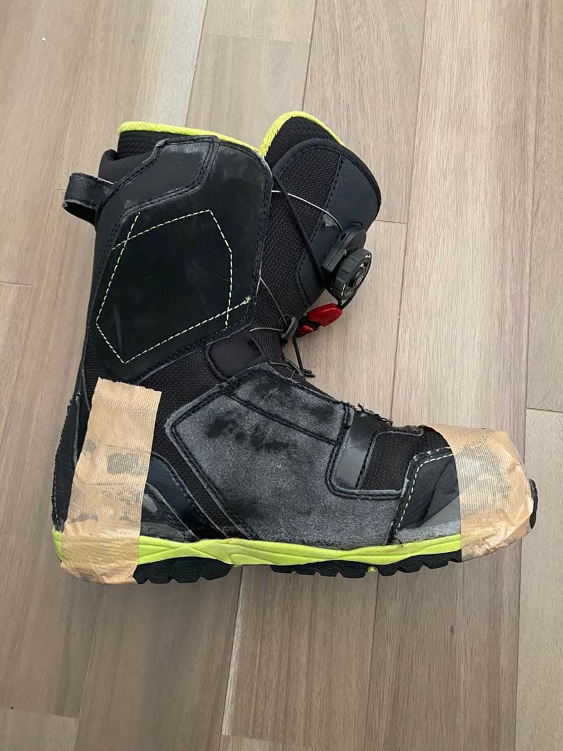 スノーボードセット　ボード、ブーツ