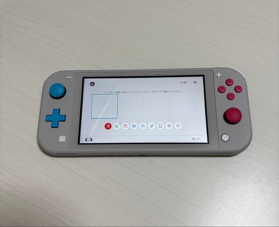 Nintendo Switch Lite ポケモンデザイン本体