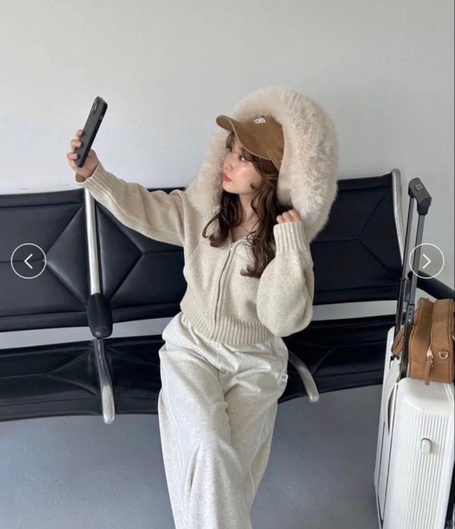 【USAGI ONLINE限定】SNIDEL ファーフードパーカー