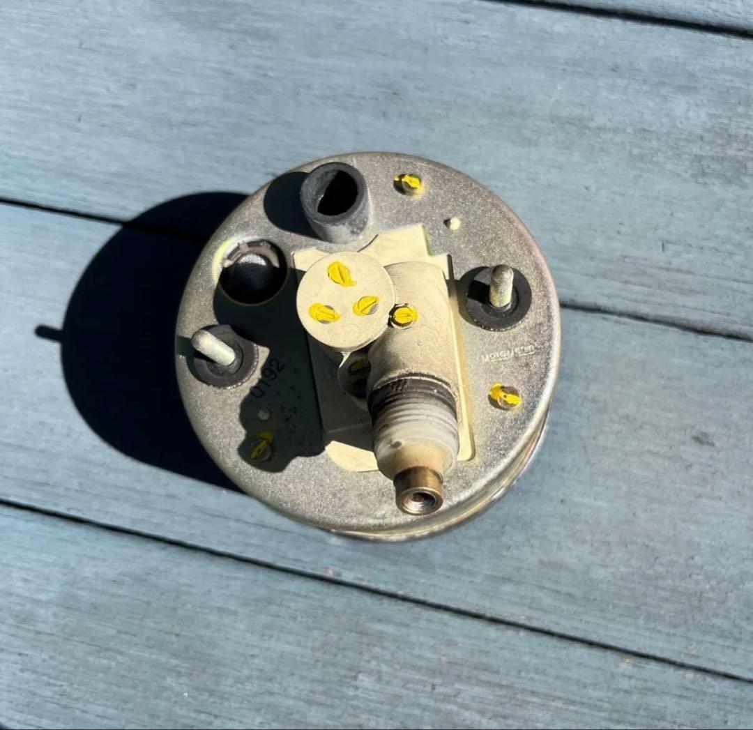 e*t様  R100R ロードスター 92年式 純正　メーター周り一式