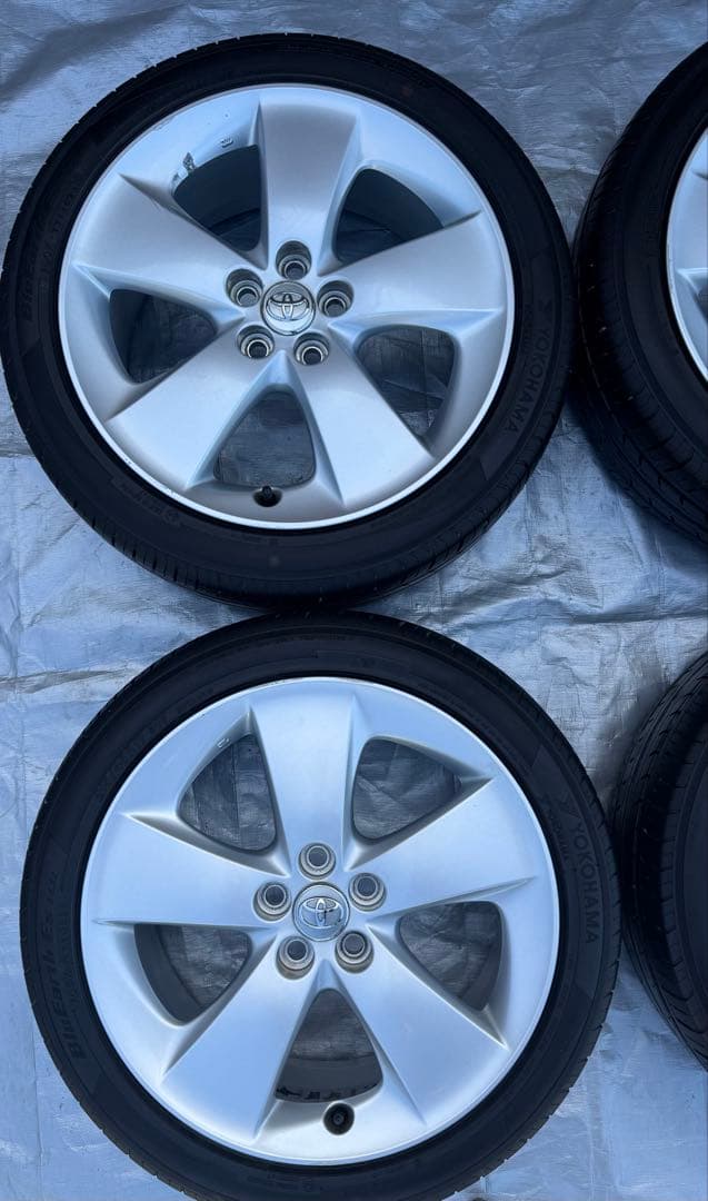 (30 プリウス) S ツーリング 中古タイヤホイール