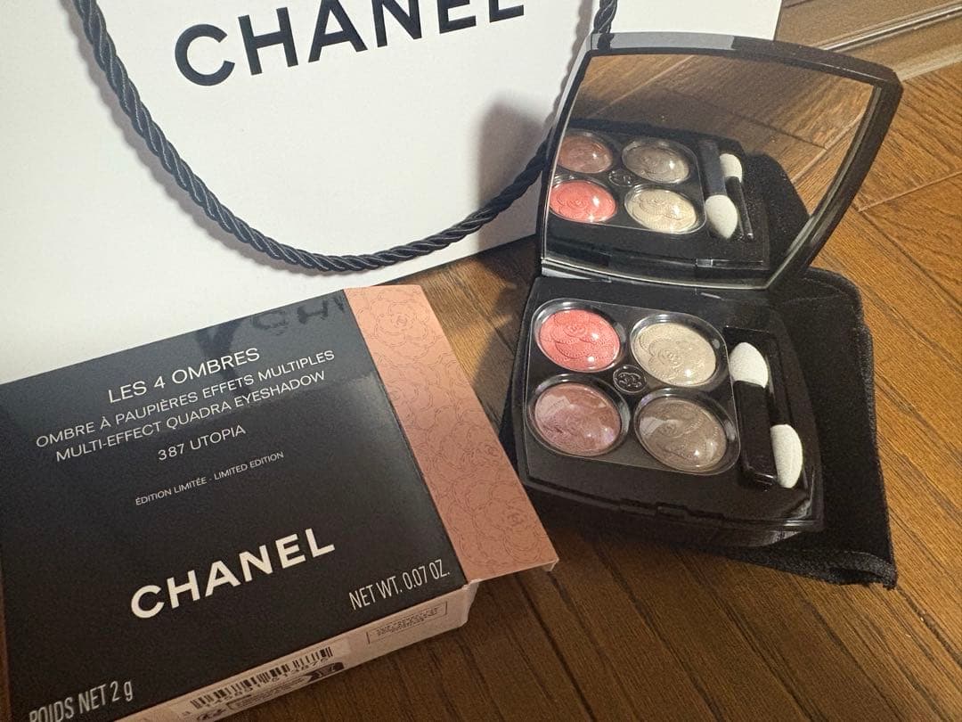 CHANEL レ キャトル オンブル ユートピア