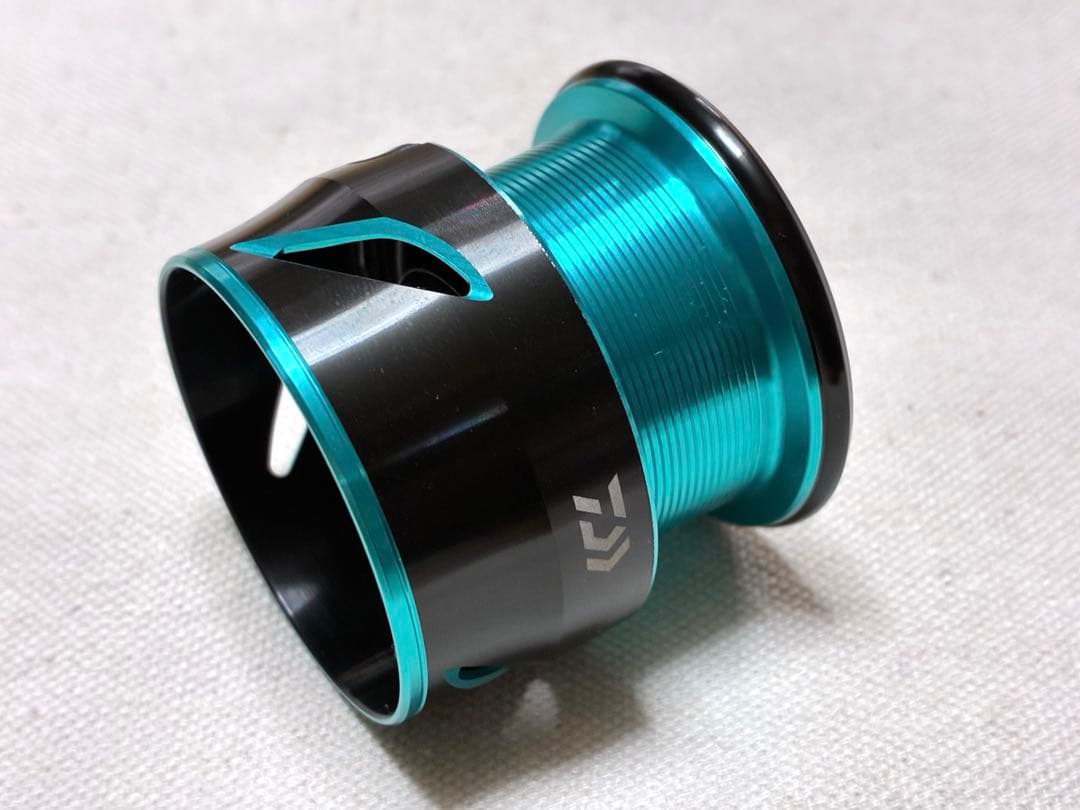 【極美品】Daiwaリール21EME AIR LT2500-DH【純正スプール】