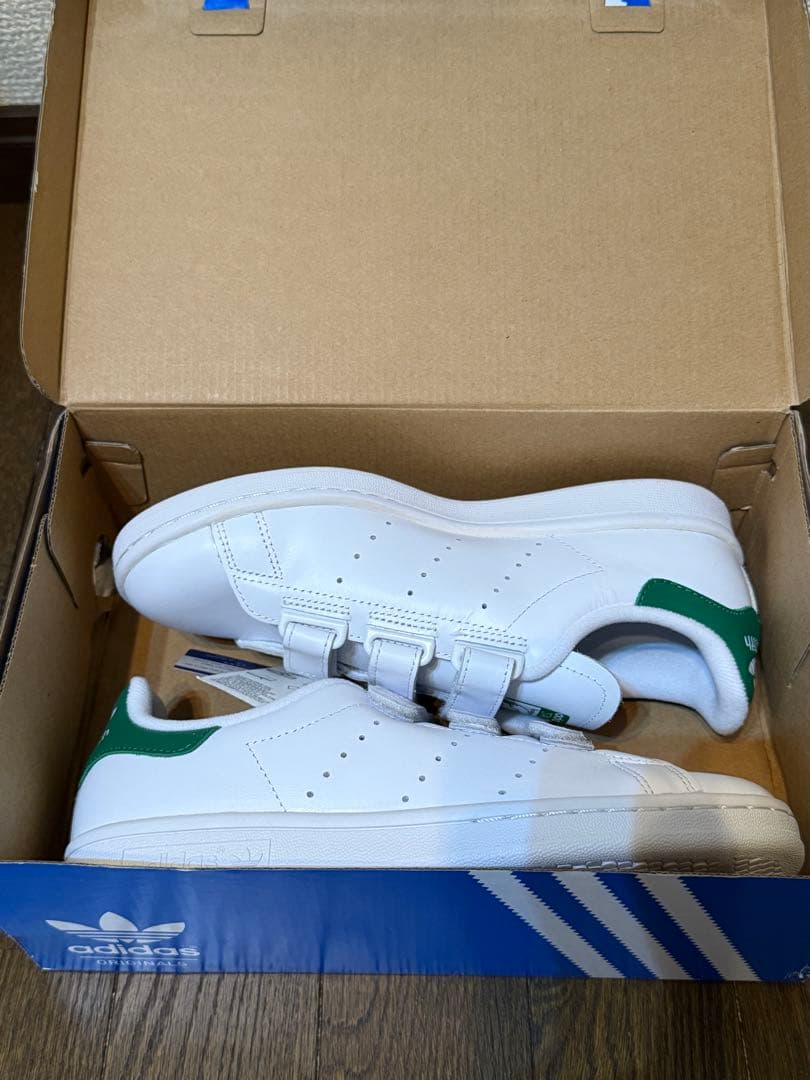 【新品未使用】スタンスミス　CF 23センチ S75187